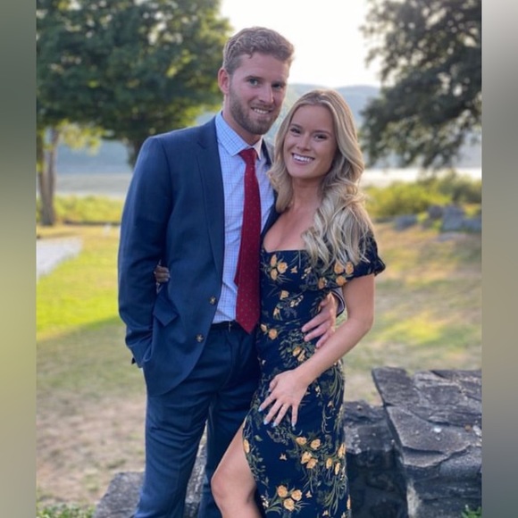 Reformation Short Sleeve floral midi size 0 - Picture 2 of 3